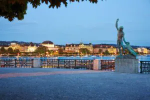 Bürkliplatz – Lakeside Pleasure and Leisure