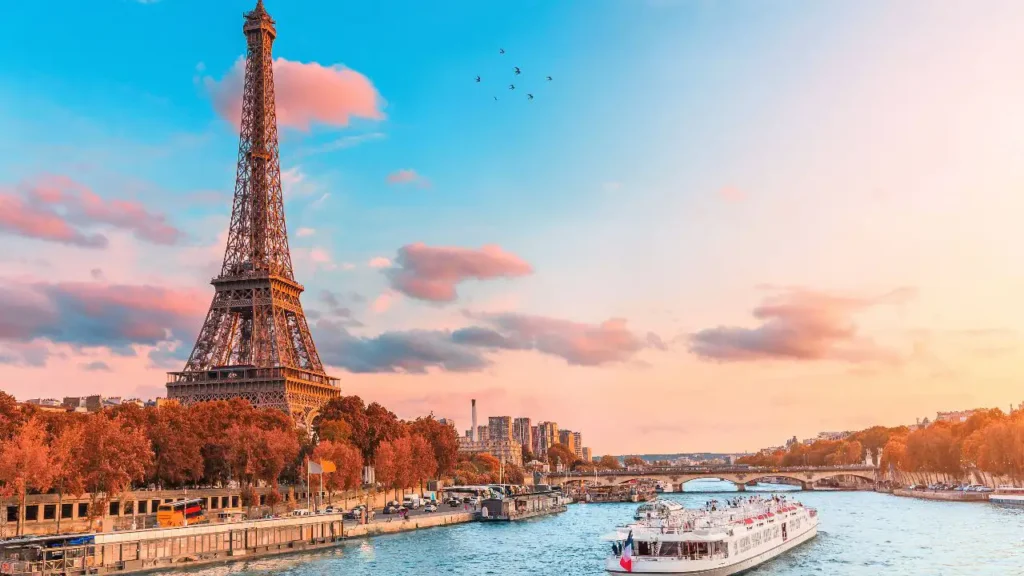 Paris Travel Package | Stuttgart Travel Package | Zurich Travel Package | Venice Travel Package | Three Wonders of World in Europe